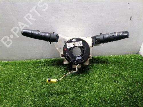 Used Switch Switch NISSAN MICRA III (K12) 1.2 16V (65 hp) 35747361 35747361