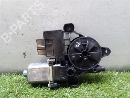 right-rear-window-motor-vw-golf-vii-5g1-bq1-be1-be2-2012-2013-2014-2015-2016-2017-2018-2019-2020-2021-31961975 main image