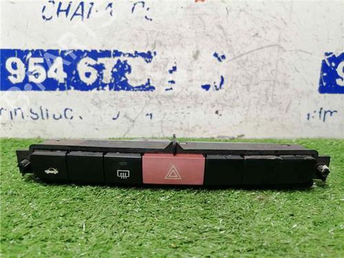 Bouton de warning FIAT LINEA (323_, 110_) 1.6 D Multijet (105 hp) 31899710