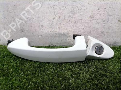 Used Front left exterior door handle Front left exterior door handle 37083595 37083595