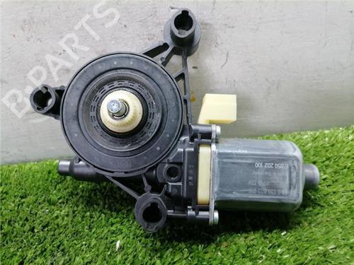 Left front window motor AUDI A3 Sportback (8VA, 8VF) 1.6 TDI | BP31901258E21 - Image 2