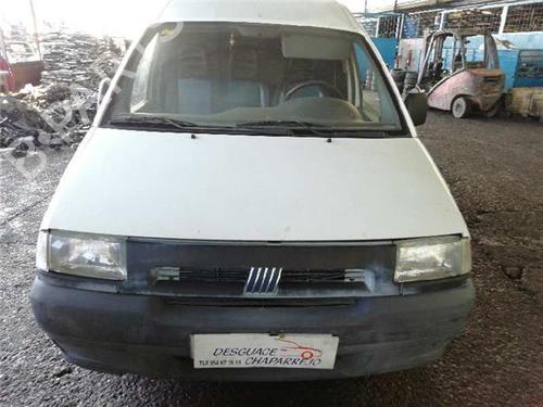 Brugte FIAT SCUDO Bus (220_) 1.9 D (69 hp) 4410122