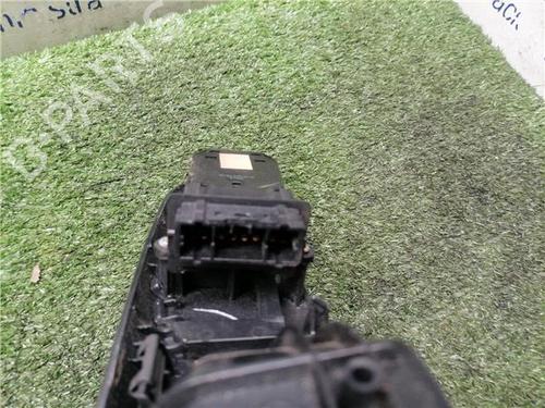 Left front window switch HONDA CIVIC VII Coupe (EM2) 1.7 i VTEC (EM2) | BP31898100I27