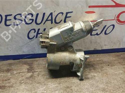 switch-vw-golf-iii-1h1-1989-1990-1991-1992-1993-1994-1995-1996-1997-1998-1999-2000-31895005 main image