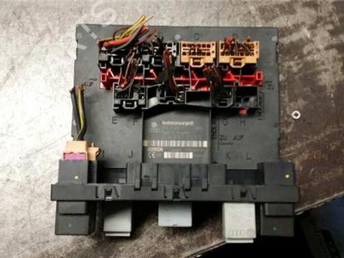 fuse-box-vw-passat-b6-3c2-2005-2006-2007-2008-2009-2010-2011-31889373 main image