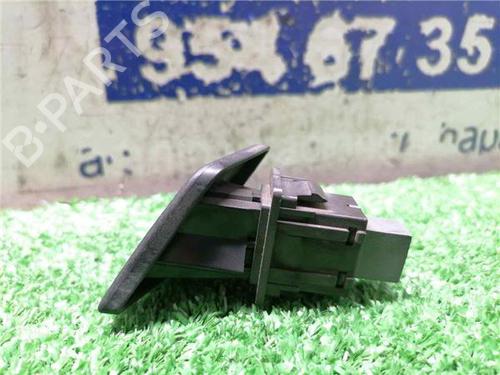 Warning switch TOYOTA YARIS (_P9_) 1.4 D-4D (NLP90_, NLP90R) | BP31899304I22