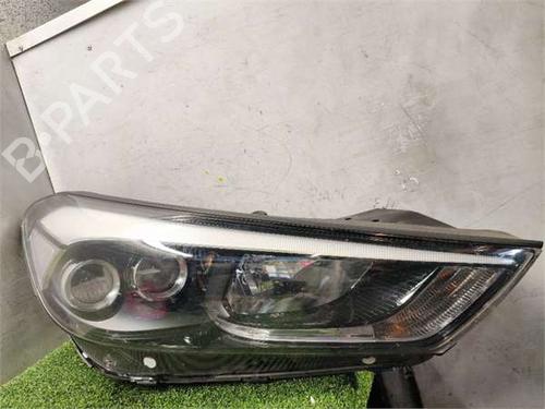 Used Right headlight Right headlight HYUNDAI TUCSON (TL, TLE) 2.0 CRDi (136 hp) 40110466 40110466