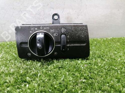 switch-mercedes-benz-e-class-w211-2002-2003-2004-2005-2006-2007-2008-2009-37061945 main image