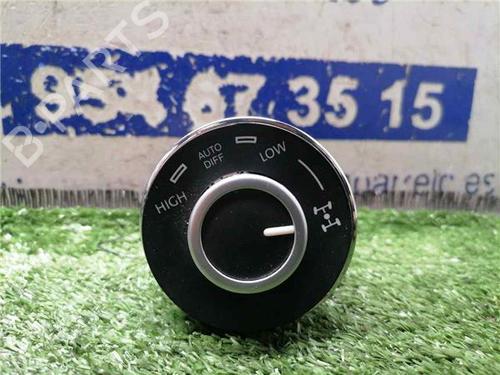 Used Switch VW TOUAREG (7LA, 7L6, 7L7) 2.5 R5 TDI (174 hp) 31899090