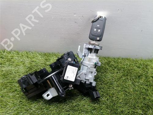 Schalter für OPEL INSIGNIA A Sports Tourer (G09) 2.0 CDTI (35) (131 hp) 31900803