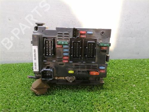 fuse-box-peugeot-206-hatchback-2ac-1998-1999-2000-2001-2002-2003-2004-2005-2006-2007-2008-2009-2010-2011-2012-32332543 main image