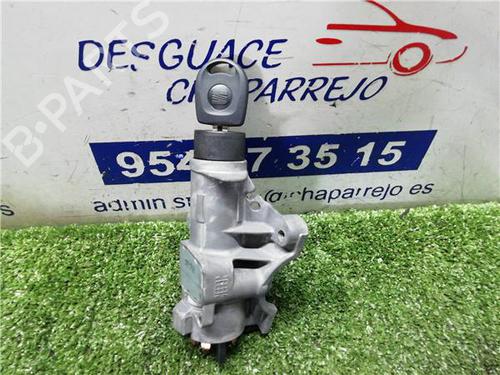 Used Switch SEAT CORDOBA (6L2) 1.4 16V (75 hp) 31897417