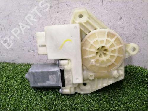 Left front window motor SKODA RAPID Spaceback (NH1) 1.6 TDI | BP38547797E21 - Image 1