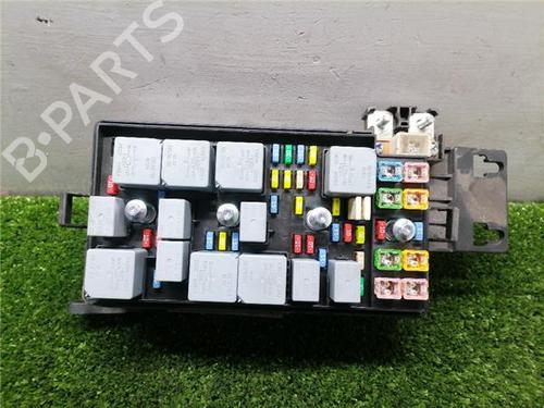Used Fuse box Fuse box CHEVROLET EPICA (KL1_) 2.0 D (150 hp) 33478164 33478164