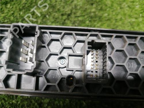 Left front window switch RENAULT FLUENCE (L3_) 1.5 dCi (L30B) | BP33278551I27 - Image 3