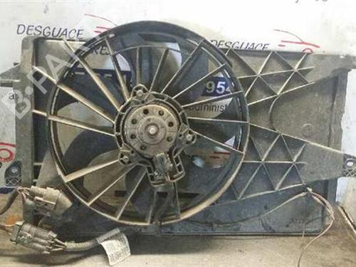 Ventilateur radiateur VAUXHALL MERIVA A (X03) 1.6 i (87 hp) 31895649