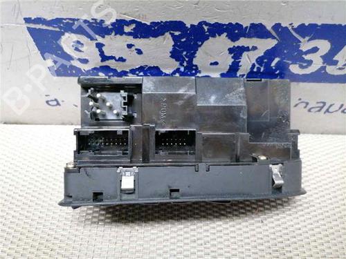 Left front window switch BMW 5 (E39) 528 i | BP31899556I27
