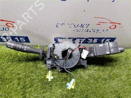 switch-renault-laguna-ii-grandtour-kg01_-2001-2002-2003-2004-2005-2006-2007-31900630 main image