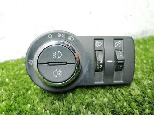 switch-opel-mokka-mokka-x-j13-2012-2013-2014-2015-2016-2017-2018-2019-36483404 main image