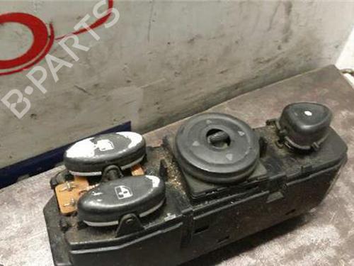 Used Left front window switch HYUNDAI COUPE I (RD) 1.6 16V (116 hp) 31895444