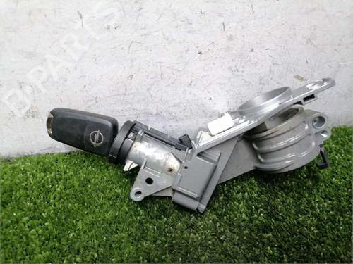 Used Switch Switch OPEL ZAFIRA B Box Body/MPV (A05) 1.7 CDTI VAN (M75) (110 hp) 36656475 36656475