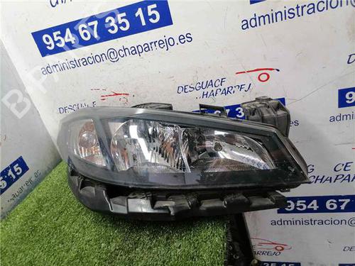 Used Right headlight RENAULT LAGUNA II (BG0/1_) 1.6 16V (BG1G, BG1H) (112 hp) 31890631