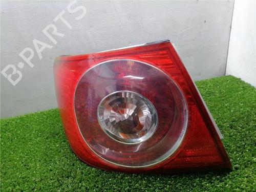 Feu arrière gauche CHEVROLET EPICA (KL1_) 2.0 D (150 hp) 32332586