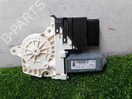 right-rear-window-motor-seat-leon-1p1-2005-2006-2007-2008-2009-2010-2011-2012-2013-33415788 main image