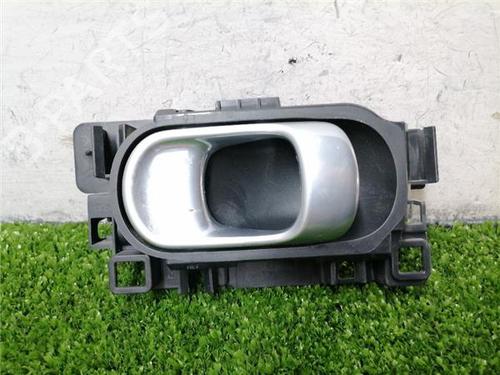 rear-left-interior-door-handle-citroen-c4-cactus-2014-33478308 main image