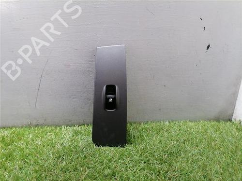 Used Right front window switch Right front window switch HYUNDAI MATRIX (FC) 1.5 CRDi (82 hp) 36681859 36681859