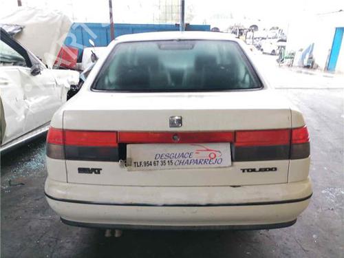 Right taillight HYUNDAI PONY / EXCEL Saloon (X-2) 1.3 | BP31894136C35