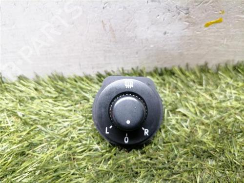 Spejlkontakt VW POLO V (6R1, 6C1) 1.4 (6R1) (85 hp) 32431765