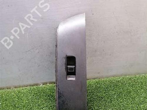 Used Right front window switch Right front window switch 39061042 39061042