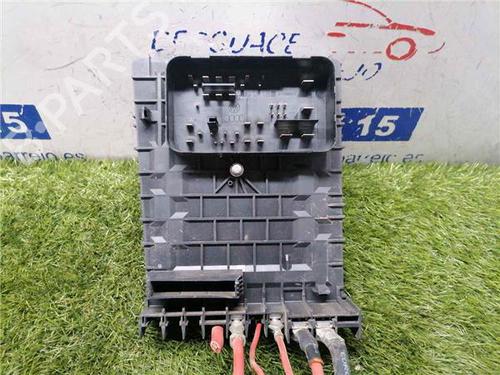 Fuse box SEAT LEON (1P1) 1.9 TDI | BP31890673E1