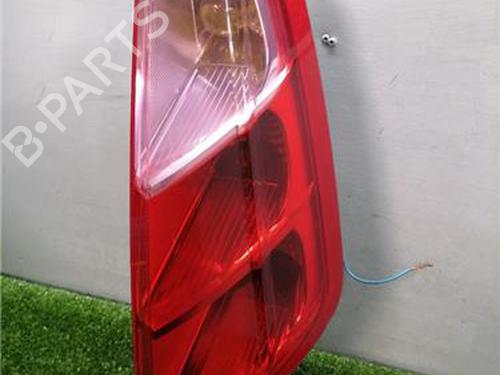 right-taillight-fiat-grande-punto-199_-2005-33679369 main image