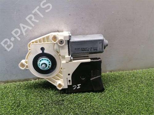 Left front window motor VW PASSAT B6 (3C2) 2.0 TDI | BP39112209E21 - Image 2