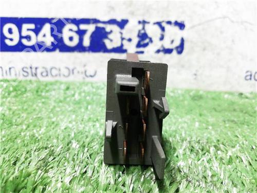 Warning switch VW PASSAT B5.5 (3B3) 1.9 TDI | BP31897636I22