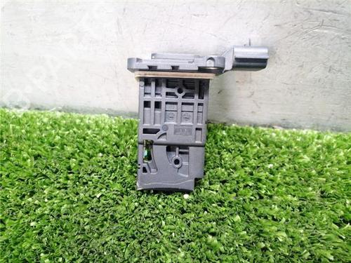 Used Mass air flow sensor Mass air flow sensor RENAULT TALISMAN (LP_) 1.6 dCi 130 (130 hp) 32690499 32690499