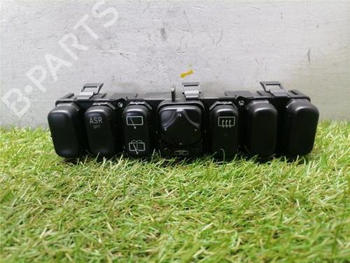 Comando specchietti Comando specchietti MERCEDES-BENZ A-CLASS (W168) A 160 (168.033, 168.133) (102 hp) 33248642 33248642