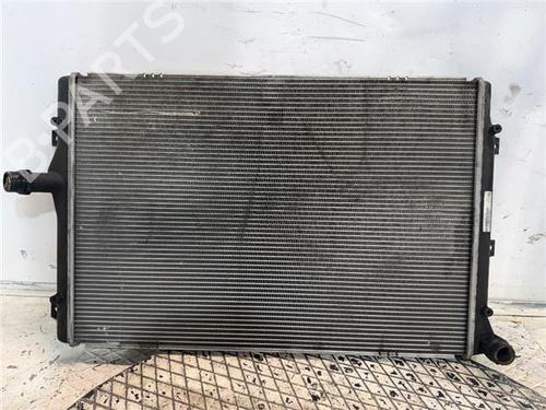 Radiador agua AUDI A4 B9 Avant (8W5, 8WD) 2.0 TDI quattro (150 hp) 32253762