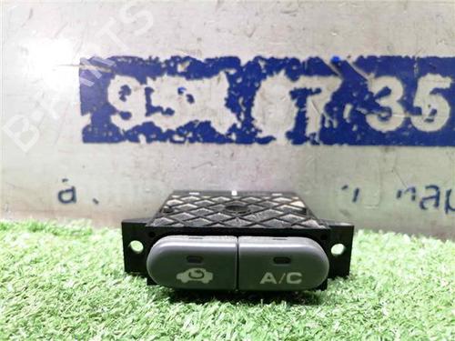 Commande Chauffage HONDA HR-V (GH_) 1.6 16V (GH1, GH3) (105 hp) 31899640