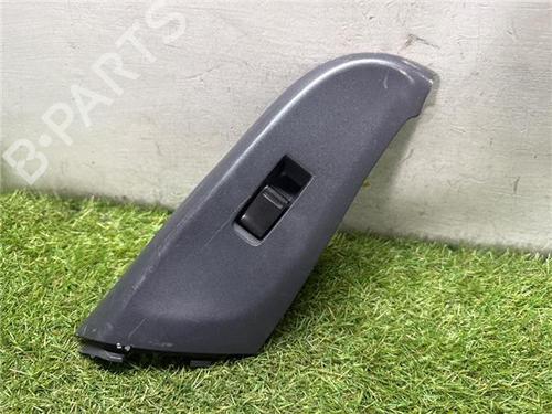 Used Right front window switch Right front window switch NISSAN ALMERA II (N16) 1.5 (90 hp) 35747259 35747259