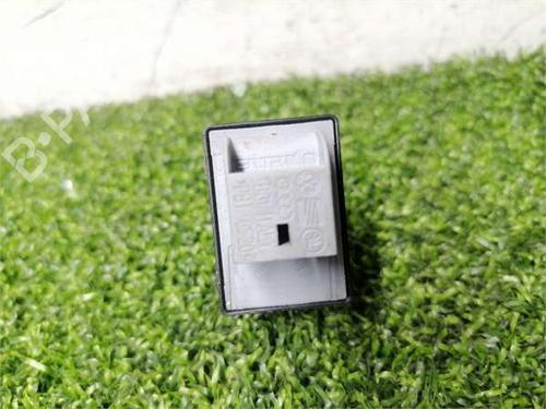 Right front window switch AUDI A4 B8 (8K2) 2.0 TDI | BP39659430I26 - Image 2