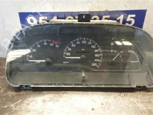 Used Instrument cluster Instrument cluster RENAULT LAGUNA I (B56_, 556_) 2.2 D (B56F/2) (83 hp) 31894806 31894806