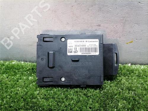 Used Switch RENAULT GRAND SCÉNIC III (JZ0/1_) 1.6 dCi (JZ00, JZ12) (130 hp) 32457211