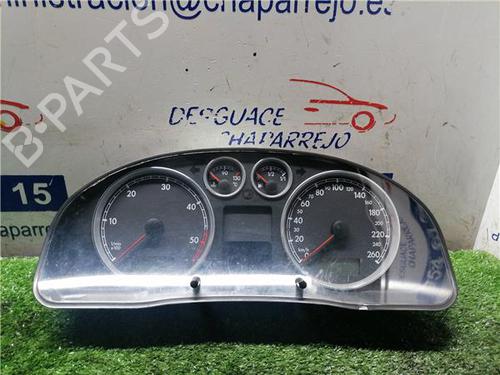 Compteur de vitesse VW PASSAT B5.5 (3B3) 1.9 TDI 4motion (130 hp) 31899017
