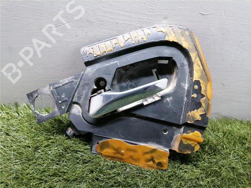 Used Front left interior door handle MERCEDES-BENZ M-CLASS (W163) ML 270 CDI (163.113) (163 hp) 31900920