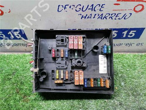 fuse-box-vw-golf-v-1k1-2003-2004-2005-2006-2007-2008-2009-2010-31890310 main image