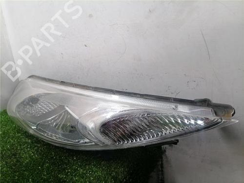 Phare droit Phare droit NISSAN JUKE (F15) 1.6 (117 hp) 33969981 33969981