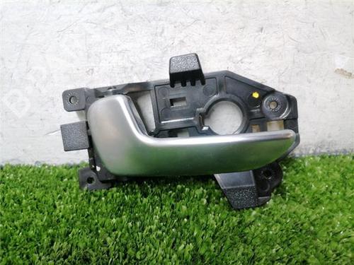 Venstre bagtil invendig håndtag KIA CARENS IV 1.7 CRDi (116 hp) 32457355